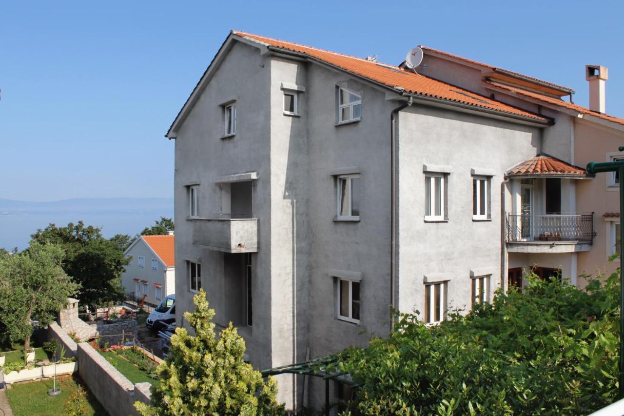 Apartments And Rooms With Parking Space Njivice, Krk - 5458 Екстер'єр фото