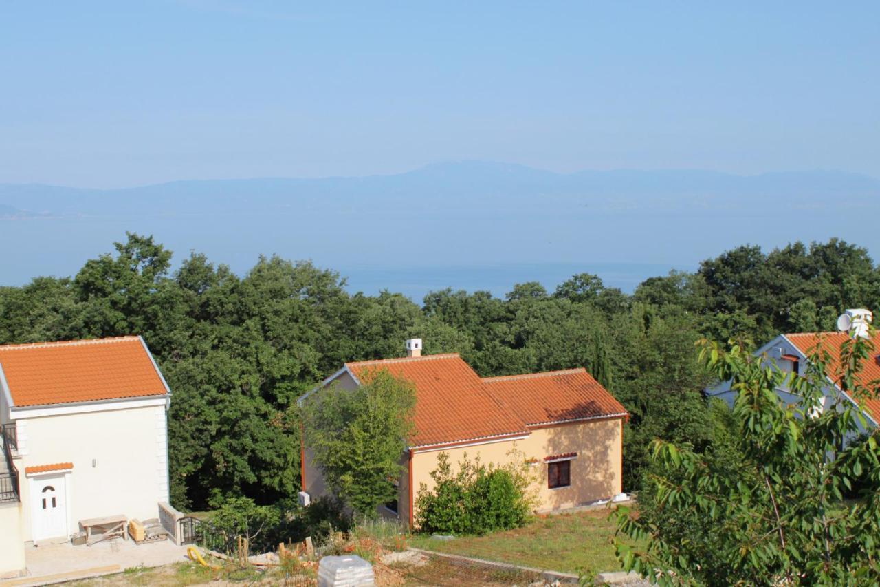 Apartments And Rooms With Parking Space Njivice, Krk - 5458 Екстер'єр фото