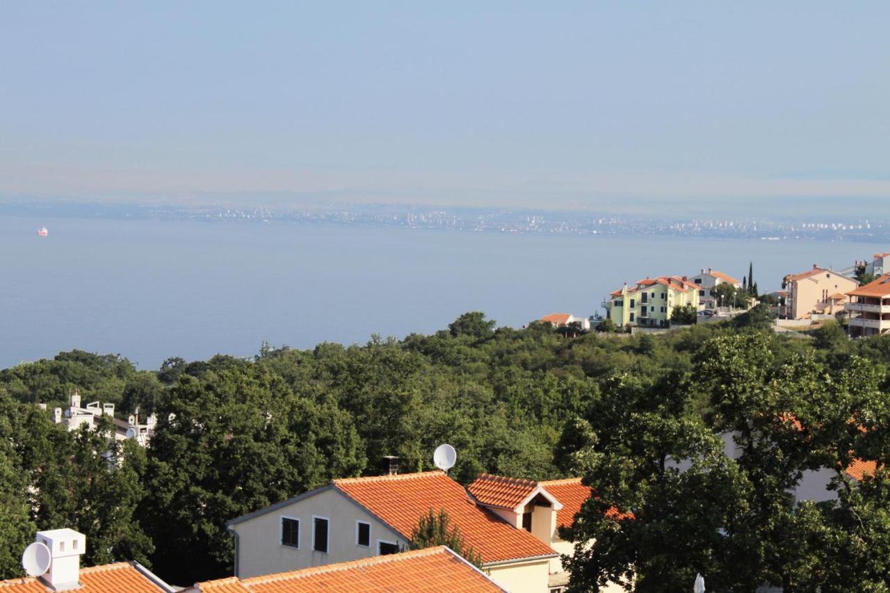 Apartments And Rooms With Parking Space Njivice, Krk - 5458 Екстер'єр фото