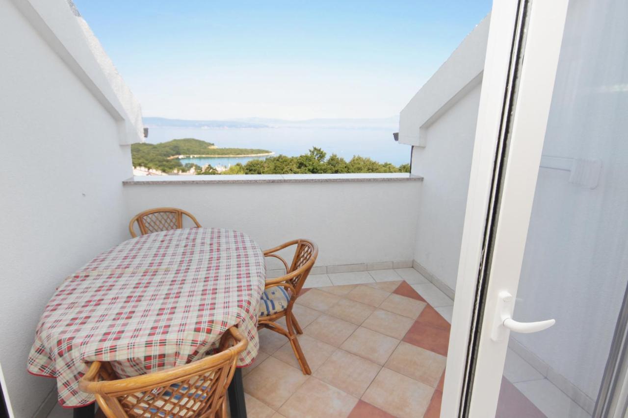 Apartments And Rooms With Parking Space Njivice, Krk - 5458 Екстер'єр фото